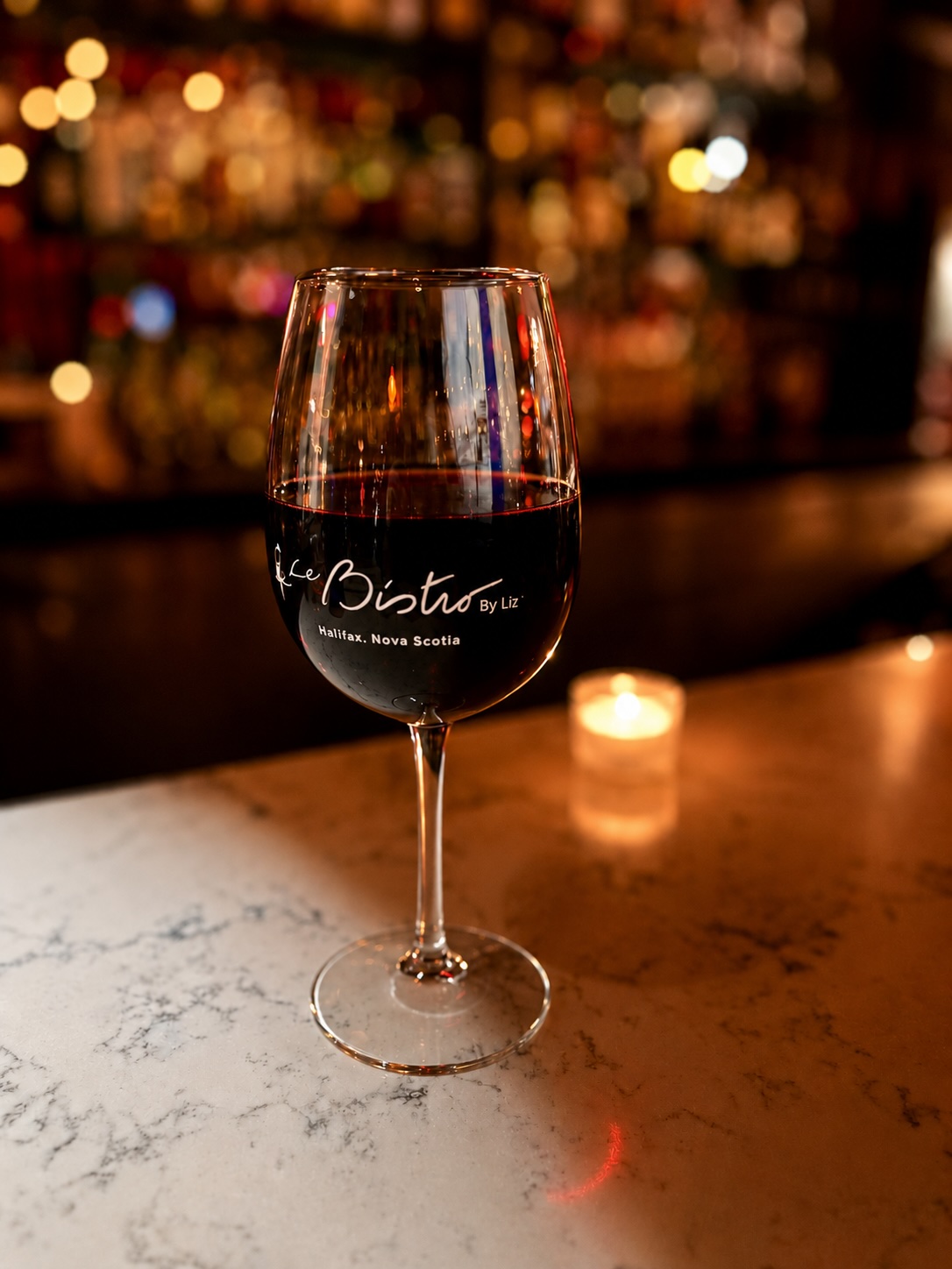 Le Bistro wine glass